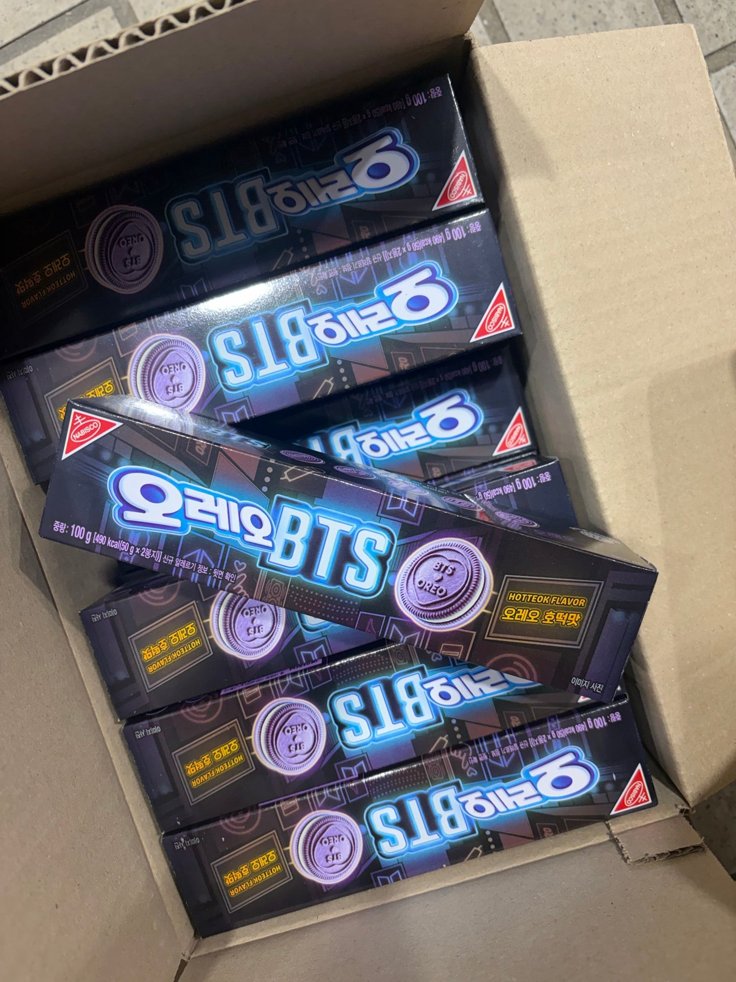 預訂 | ARMY必搶 💜 韓國天團 BTS 防彈少年團 X OREO 紫色夾心餅100g 一盒內有2包